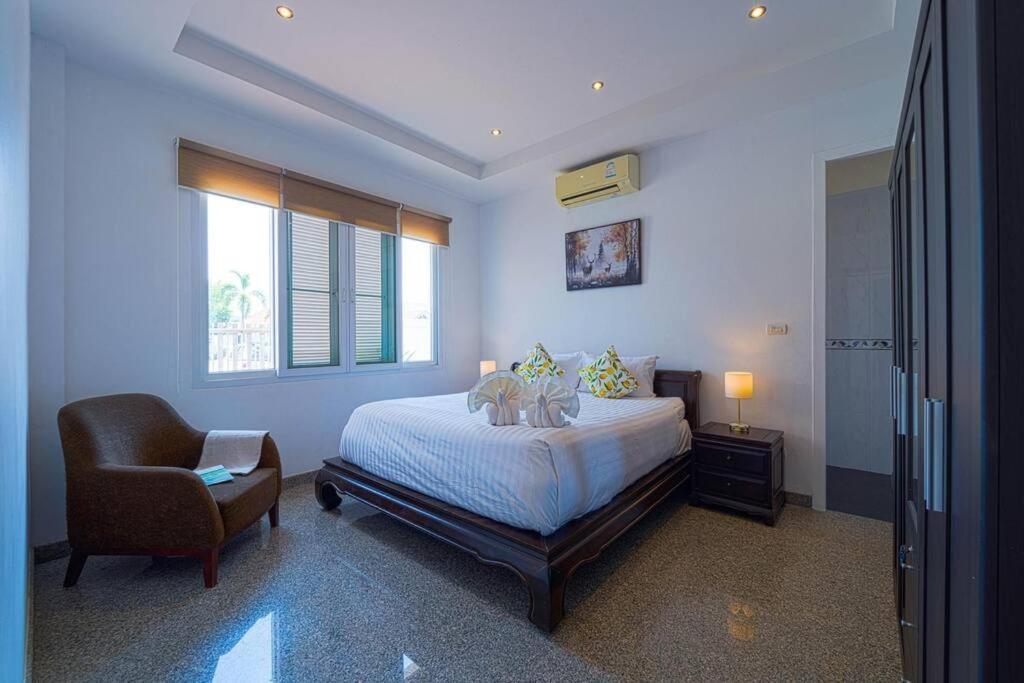 Luxury 4 Bedroom Pool - Pv8 Feriehus *