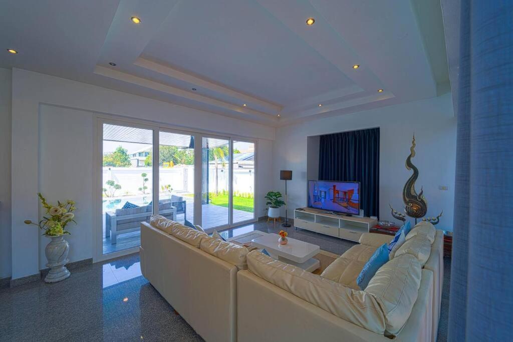 Feriehus Luxury 4 Bedroom Pool - Pv8 *